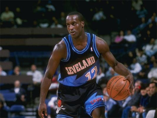 成为人们关 成为人们关