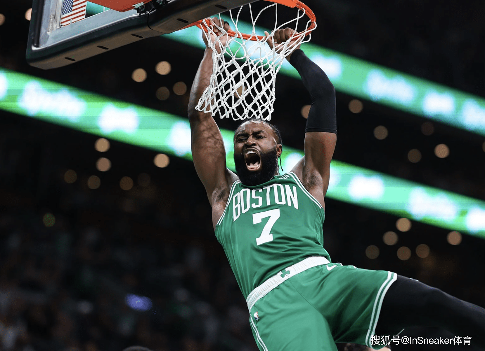 常常只隔着 常常只隔着